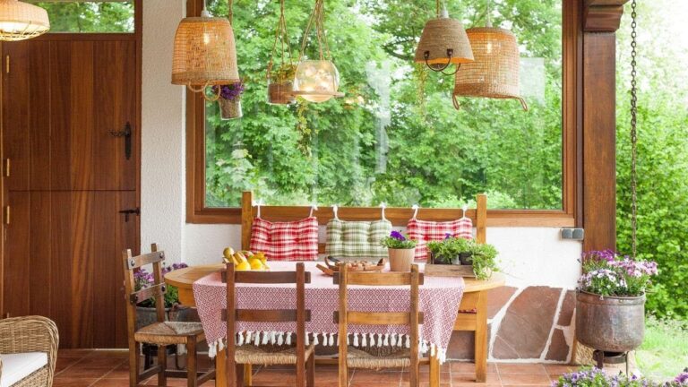 Muebles de Rattan: Crea Ambientes Acogedores en Terrazas